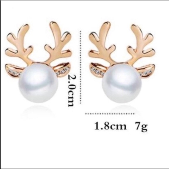 1 Left! Gift Boxed Faux Pearl Reindeer Earrings! - Picture 4 of 5